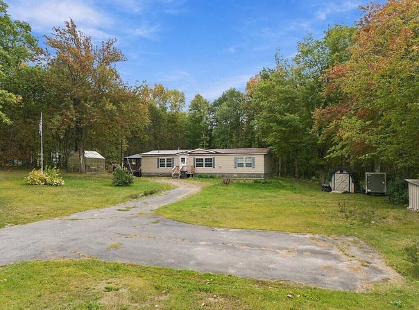 67 Albion Road, Benton, ME 04901