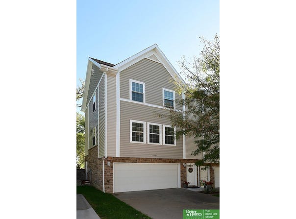 6007 N 167th Plaza, Omaha, NE 68116