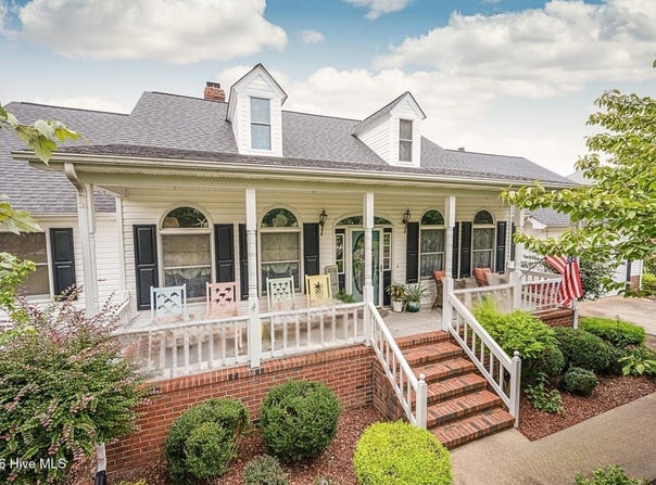 112 South Street, Moyock, NC 27958