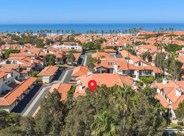 2274 Martinique Lane, Oxnard, CA 93035
