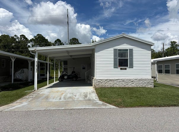 1282 Whisper Lake Blvd., Sebring, FL 33870