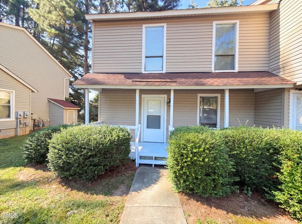 104 Arbuckle Lane, Cary, NC 27511