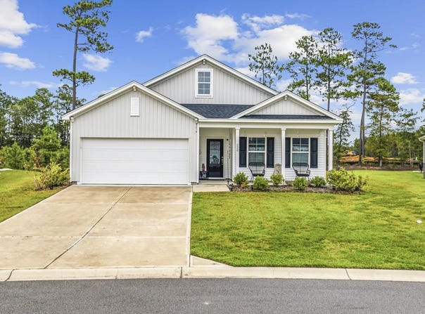 220 Averyville Dr., Conway, SC 29526