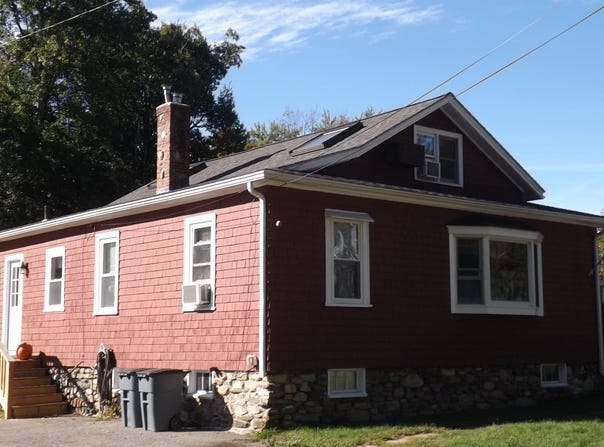 12 Middleton St, Millbury, MA 01527