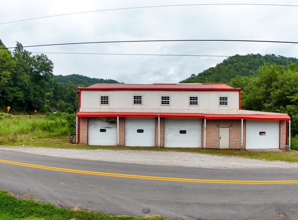 2085 Ky 718, Walker, KY 40997