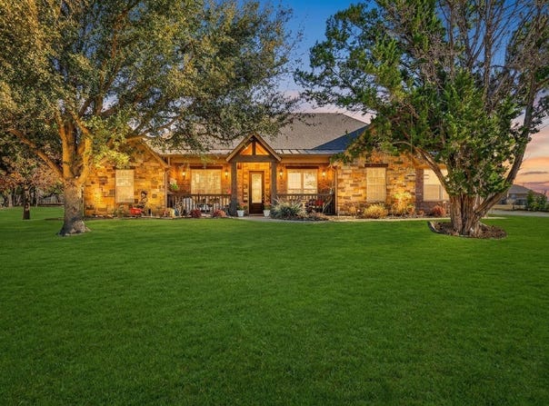 3719 Lonesome Creek Road, Granbury, TX 76049