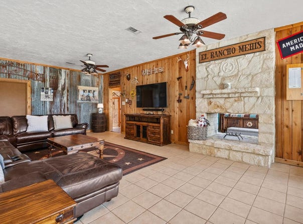 3487 Rust, Spring Branch, TX 78070