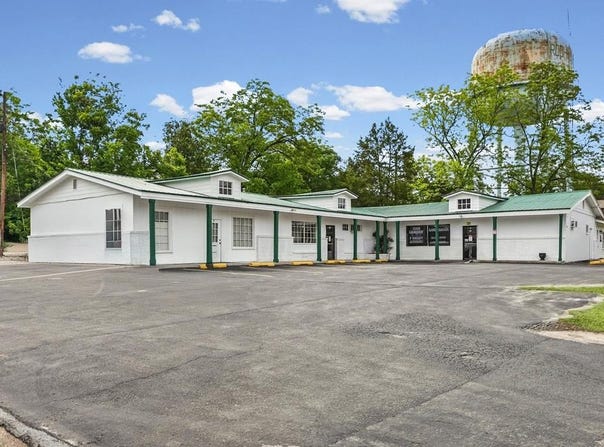 450 Stephens Street, Rochelle, GA 31079