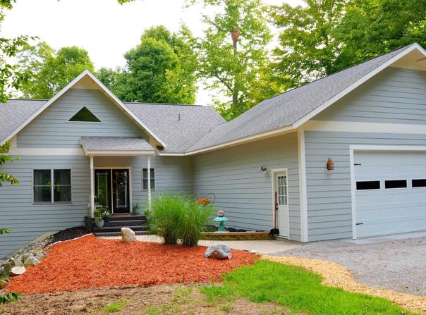 11770 S Mistys Trail, Empire, MI 49630
