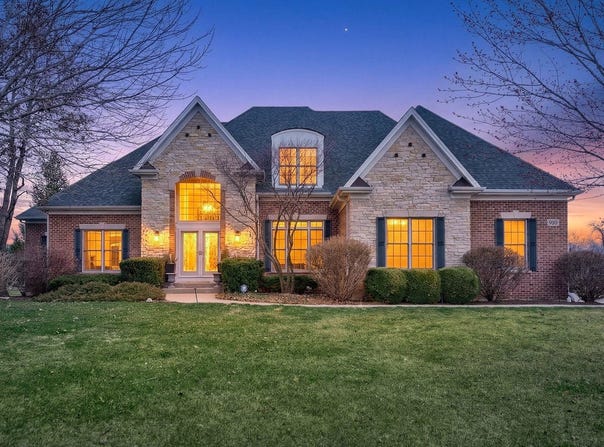 910 Freedom Circle, Sycamore, IL 60178