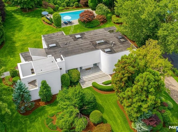 44 Adams Drive, Cresskill, NJ 07626