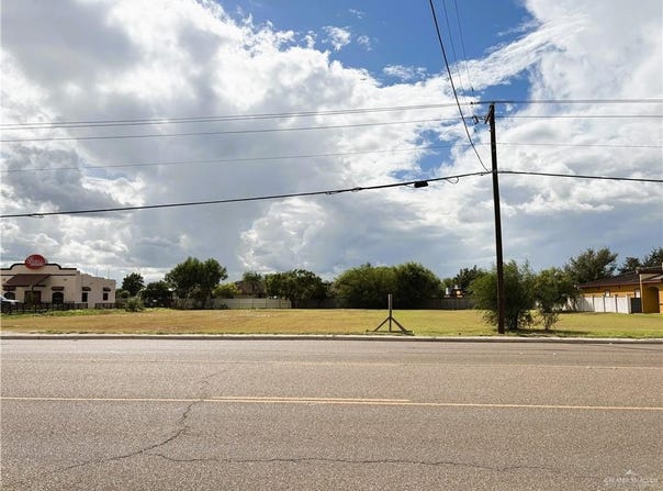 4011 N Veterans Boulevard, Pharr, TX 78577