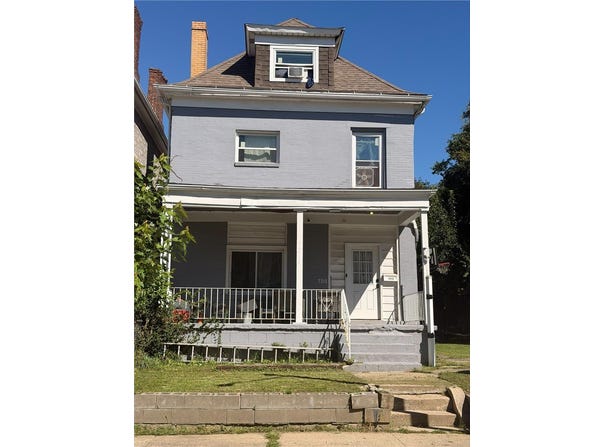 7213 Race St, Homewood Brushton, PA 15208