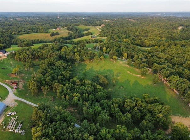1416 Junction Pike, Berry, KY 41003