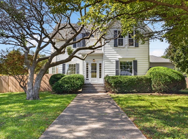 404 S 3rd Street, Malta, IL 60150