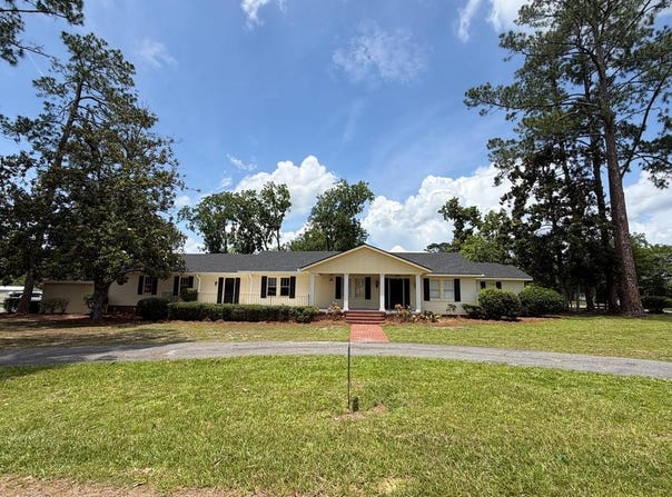 204 E Sixth Ave, Nashville, GA 31639