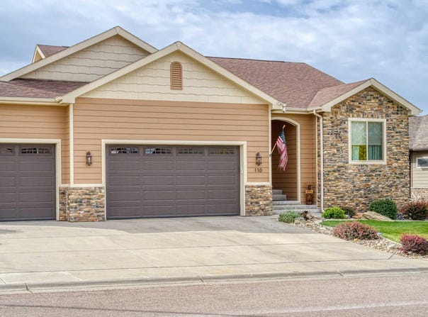 110 Villa Way, Gillette, WY 82718