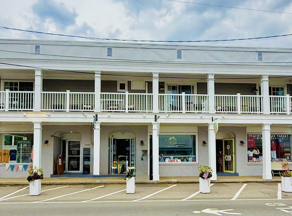 20 Shore Road, Ogunquit, ME 03907