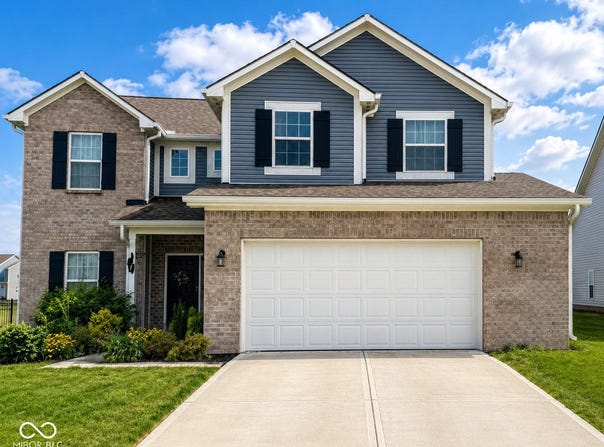 1669 N Clearwater Drive, Greenfield, IN 46140