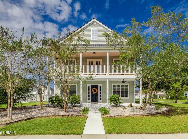 2 Fairgreen Street, Savannah, GA 31407