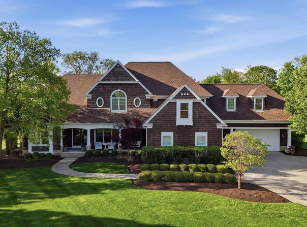 1677 Riverstone Drive, Delaware, OH 43015