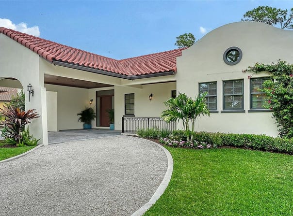 360 N POINT Road, OSPREY, FL 34229