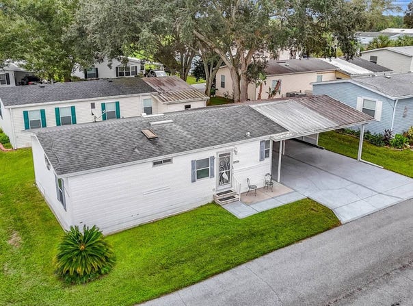 10936 Tumbleweed Dr, Dade City, FL 33525