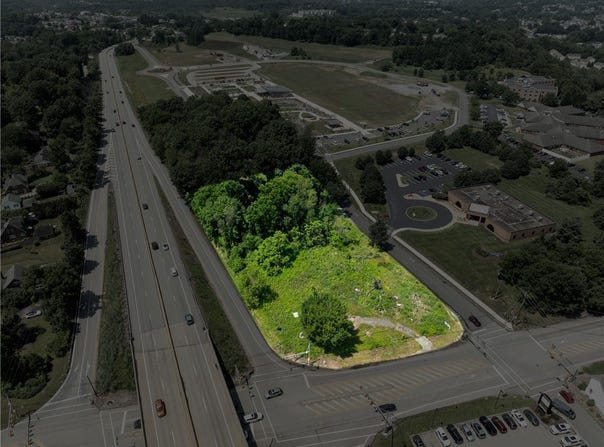 Mount Pleasant Rd, Hempfield Twp, PA 15601