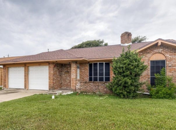 3221 Pine St, Galveston, TX 77551