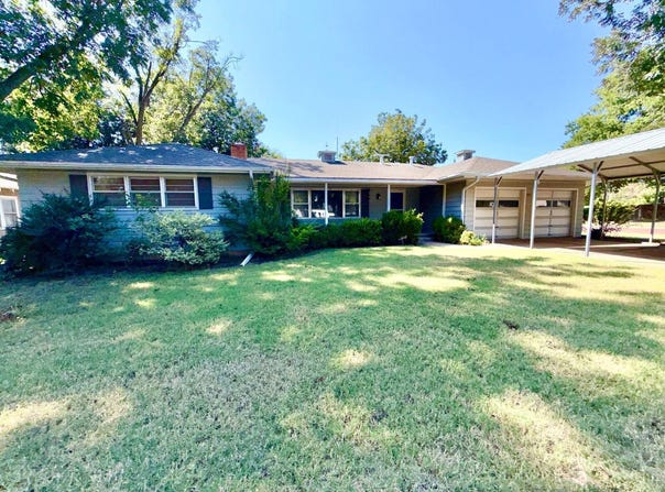 511 N 6th St, Tonkawa, OK 74653