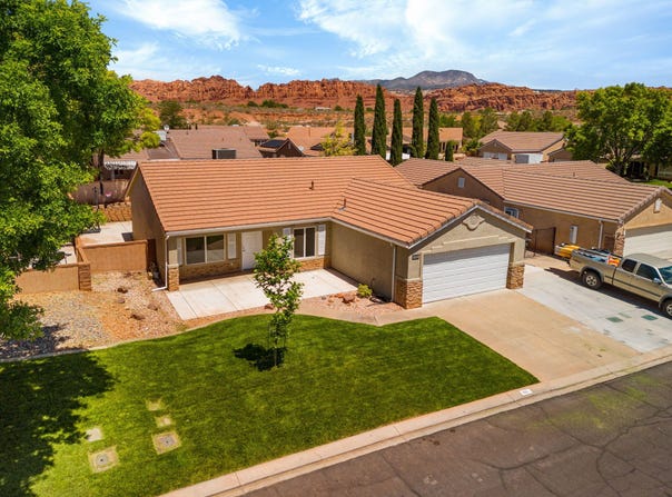 651 E 460 S, Ivins, UT 84738