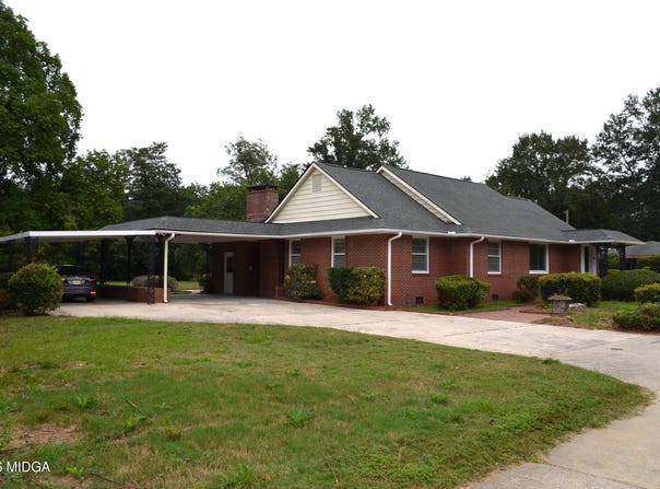 29 Mimms Street, Reynolds, GA 31076