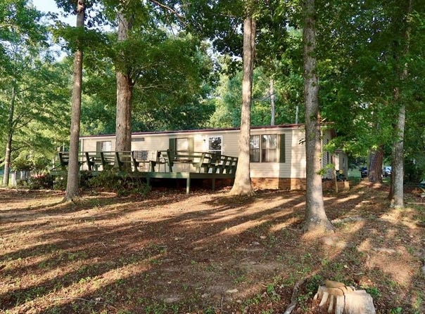 207 Black Oak Dr, Sparta, GA 31087