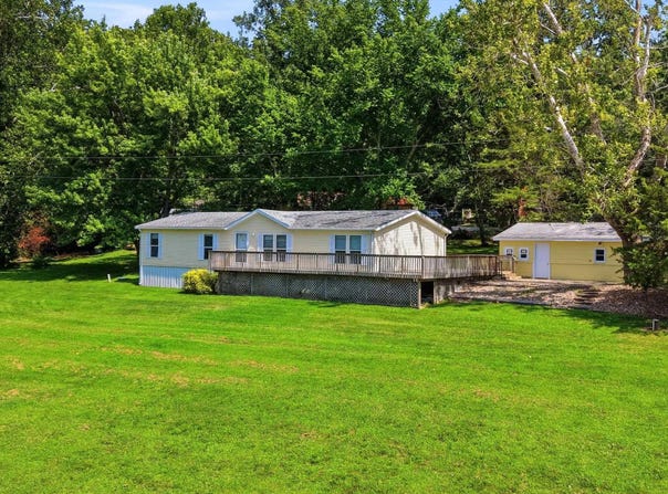 714 E County Rd 2600, Nauvoo, IL 62354