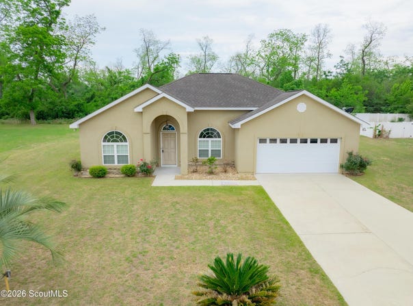 3475 Moore Street, Blackshear, GA 31516