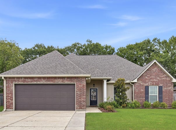 109 Tealbrook Drive, Scott, LA 70583