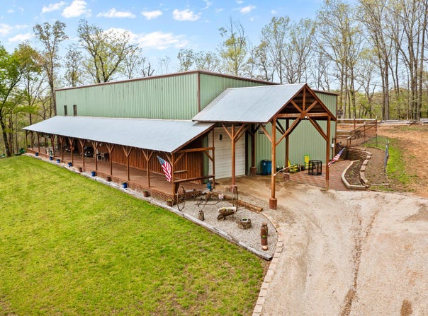 2907 Moon Valley Road, Ozark, MO 65721