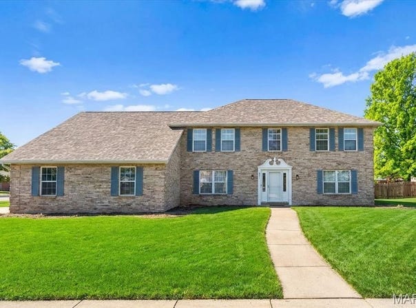 621 E Wesley Drive, O'Fallon, IL 62269
