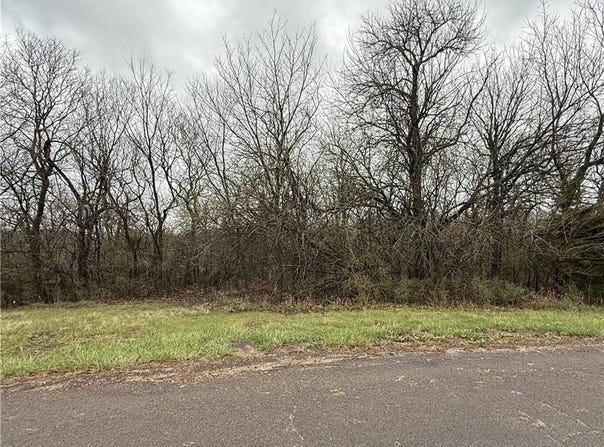 164 Deer Run Road, Atchison, KS 66002