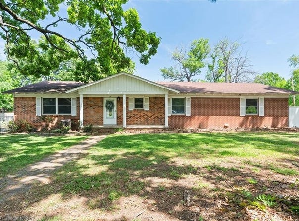 14 Van Buren DR, Charleston, AR 72933