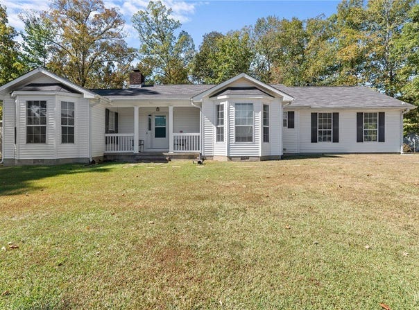 23993 Springs Loop Road, Berry, AL 35546