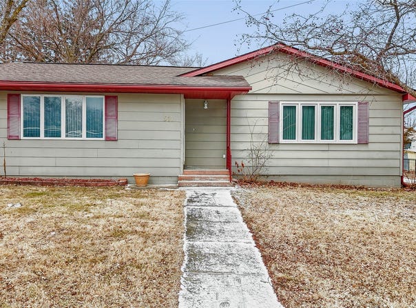 511 7th Street, Maxwell, IA 50161