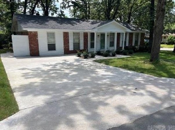 9617 Temple DR, Little Rock, AR 72205