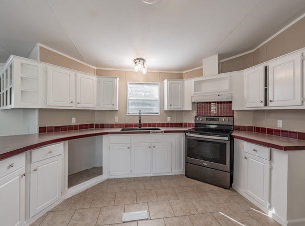 419 Wood River Road, Millsap, TX 76066
