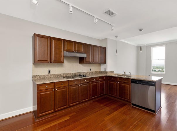2024 2ND AVENUE, BIRMINGHAM, AL 35203