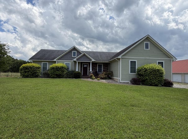 1695 Hall Simpson Rd, Loretto, KY 40037