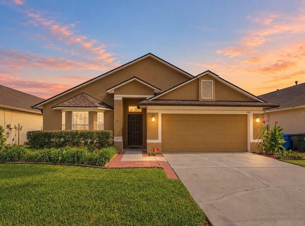 1123 LUMSDEN POINTE Boulevard, VALRICO, FL 33594