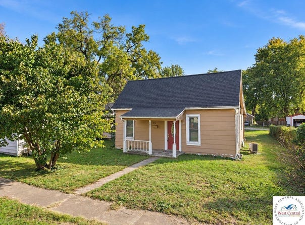 916 E 7th Street, Sedalia, MO 65301