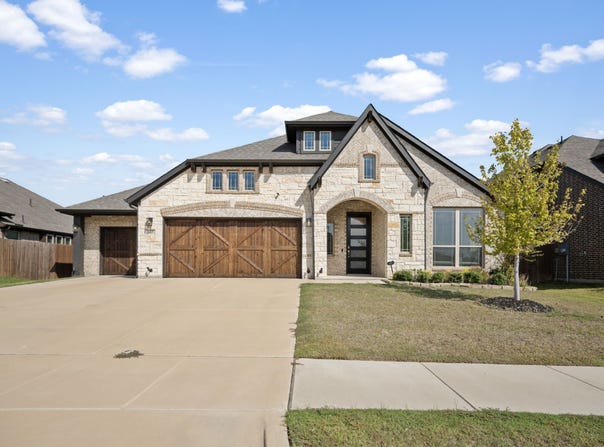 645 Winters Drive, Waxahachie, TX 75165
