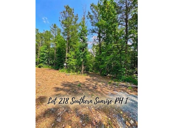 122 Southern Locust Trail, Broken Bow, OK 74728